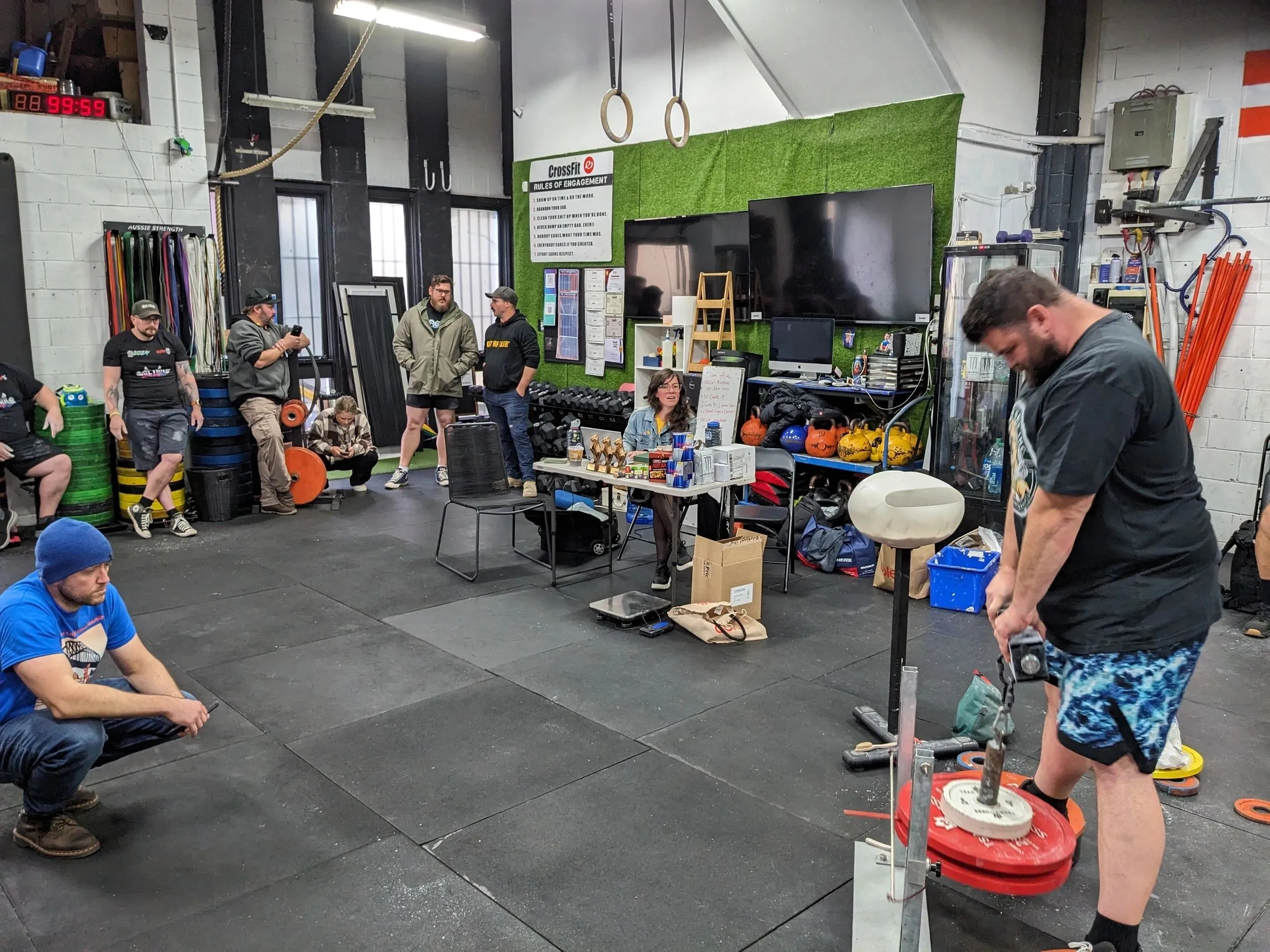 2024 Championship competitor lift - Napalm's Nightmare axle lift attempt